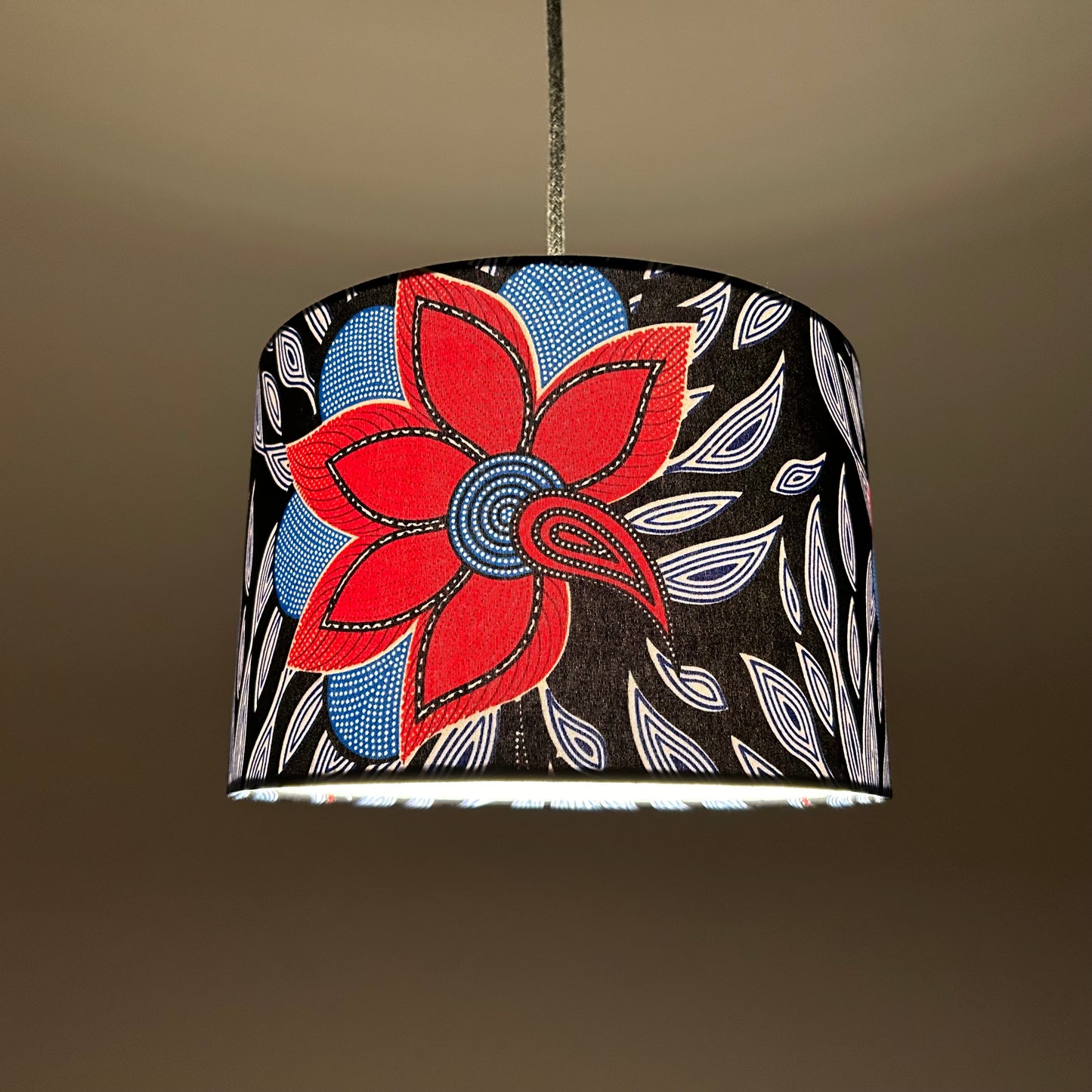 Lampenschirm „Red Flowers“