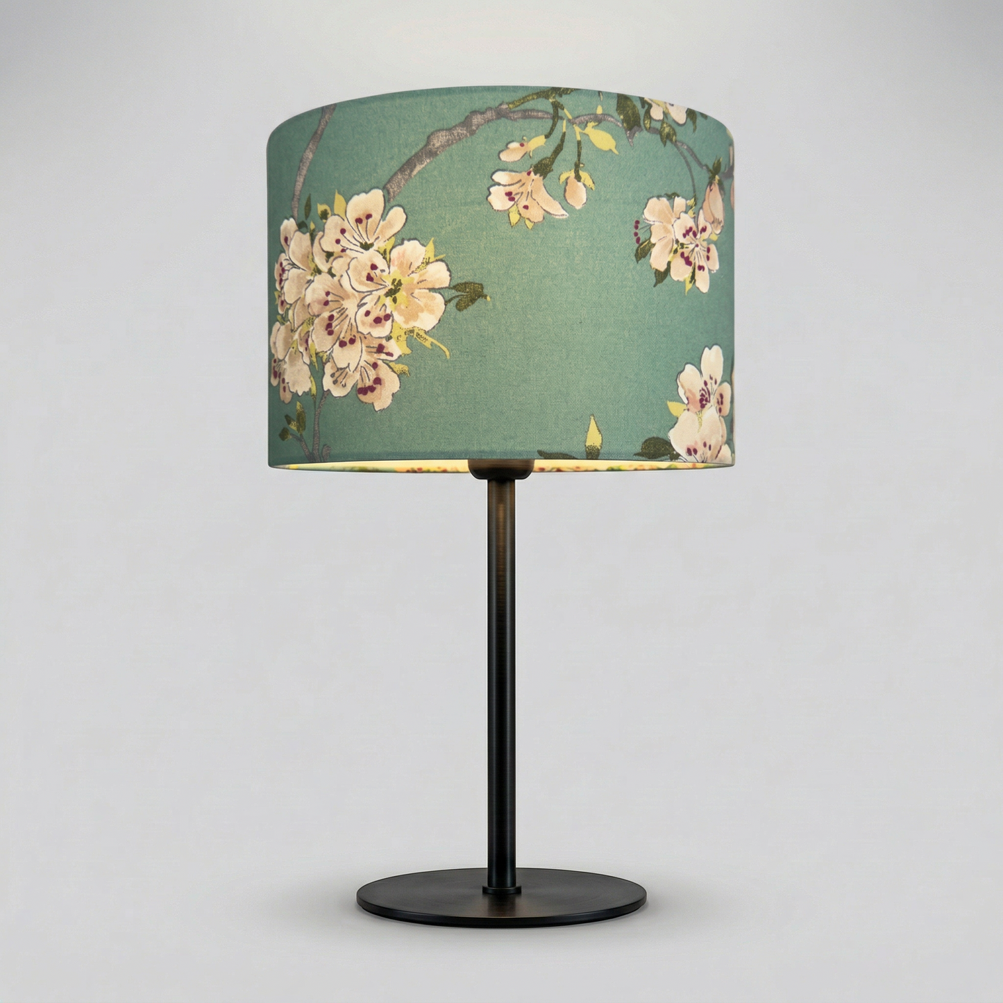 Lampenschirm „Blossom Serenity“